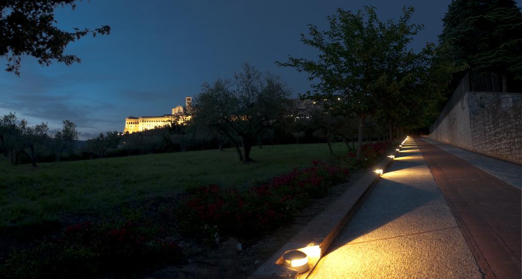 Assisi Garden Otel Dış mekan fotoğraf