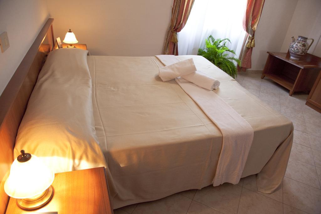 Assisi Garden Otel Dış mekan fotoğraf